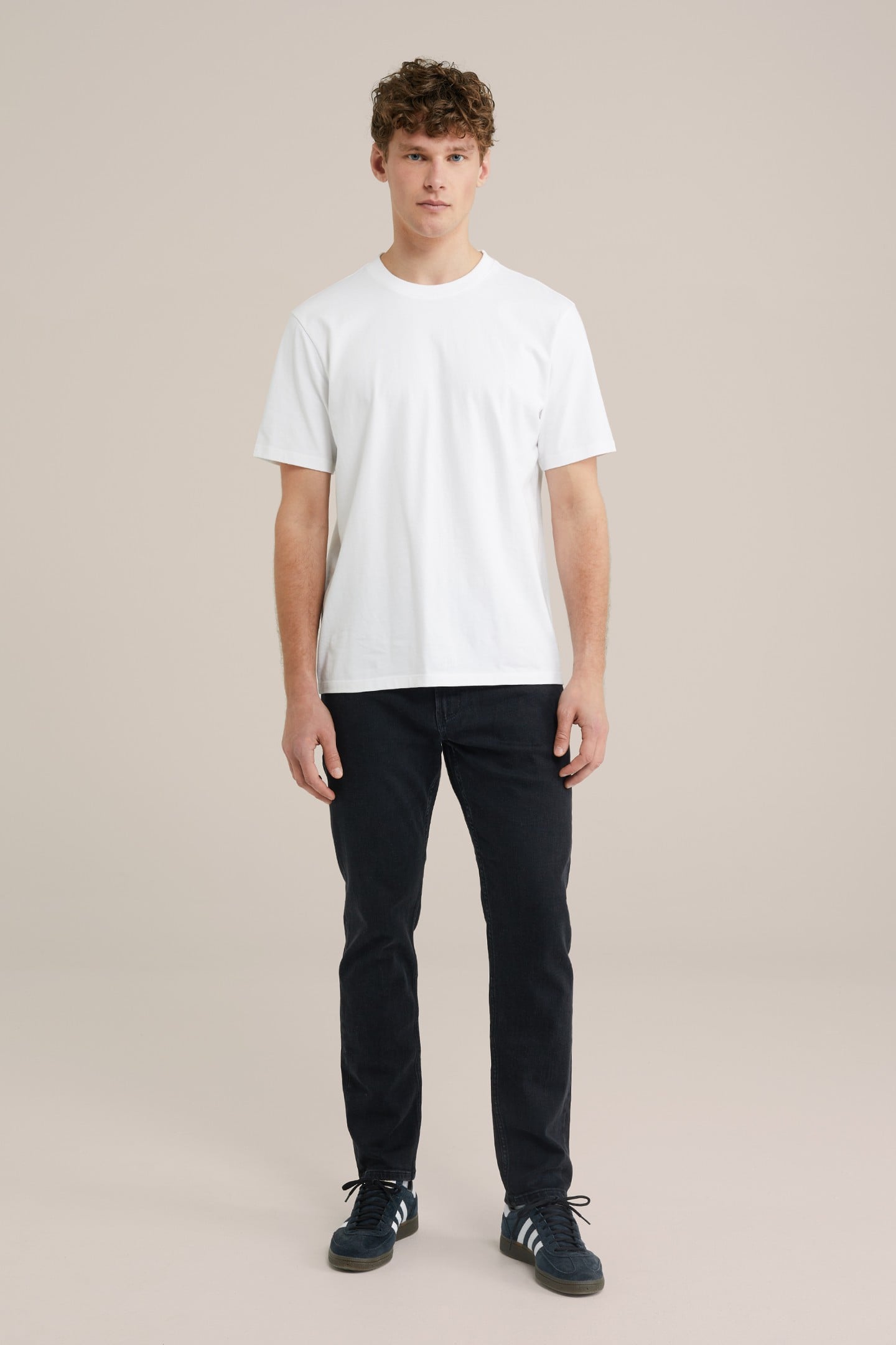 5-POCKET MID WAIST BLACK 2