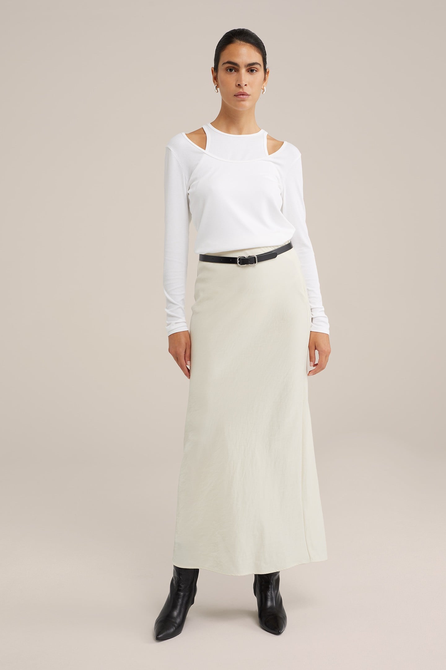 T-SHIRT WHITE 4