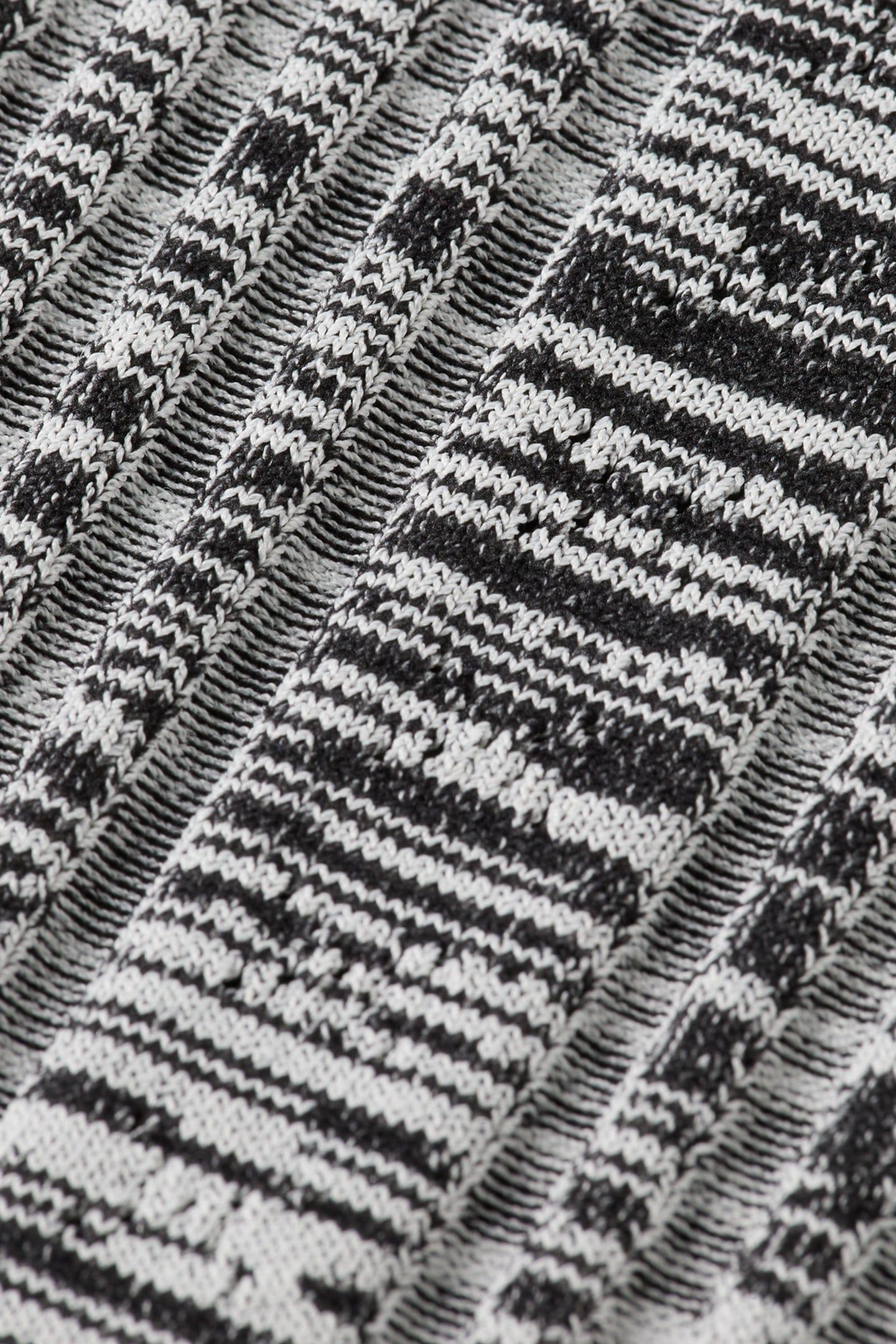 RIBBED KNITTED PULLOVER BLACK 6