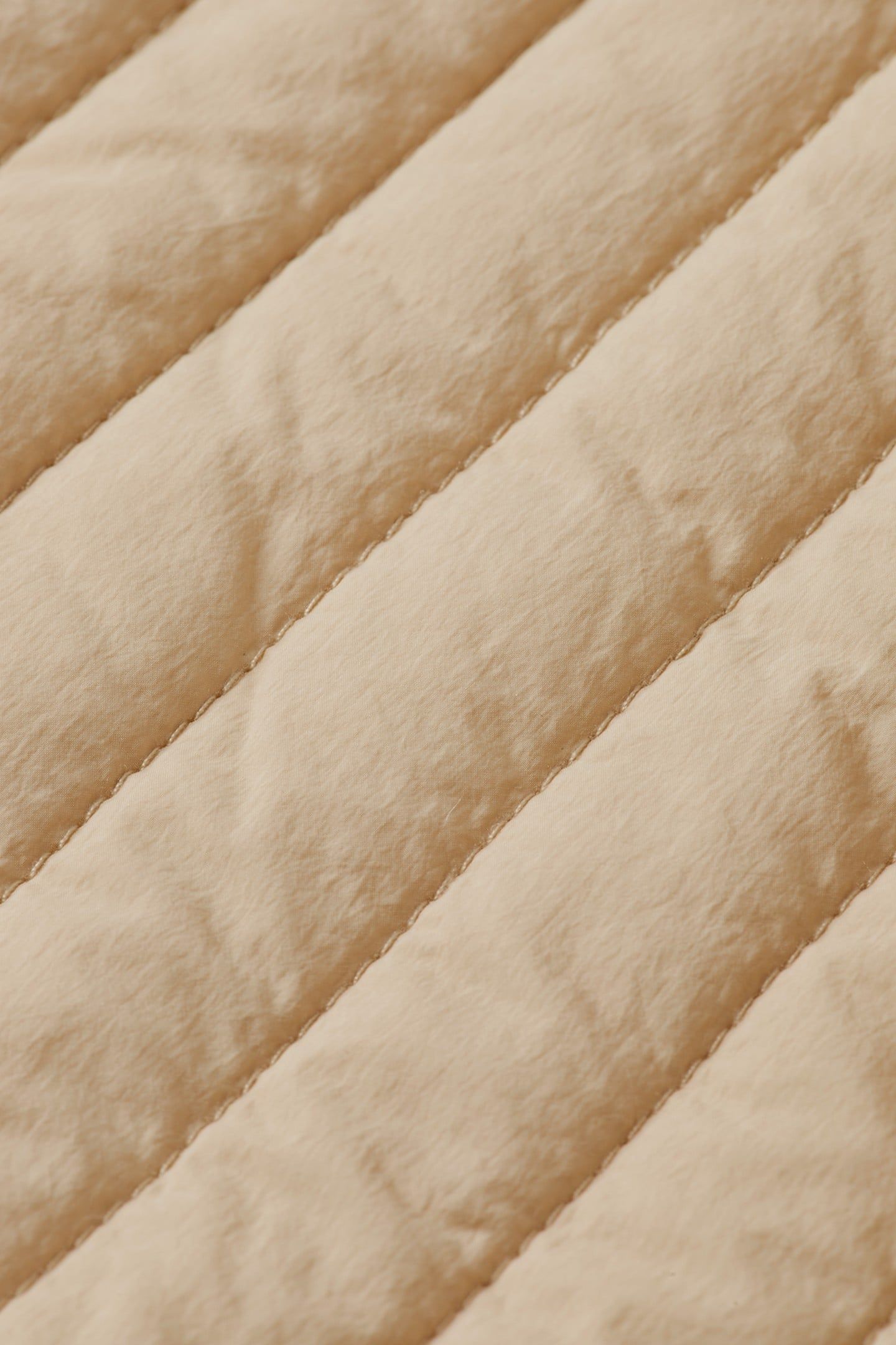 REVERSIBLE QUILTED BOMBER SOFT CAMEL/ ABSTRACT SUN SAND 8