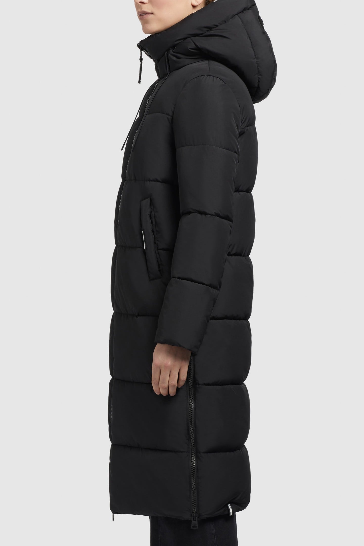 MIRI BLACK 4