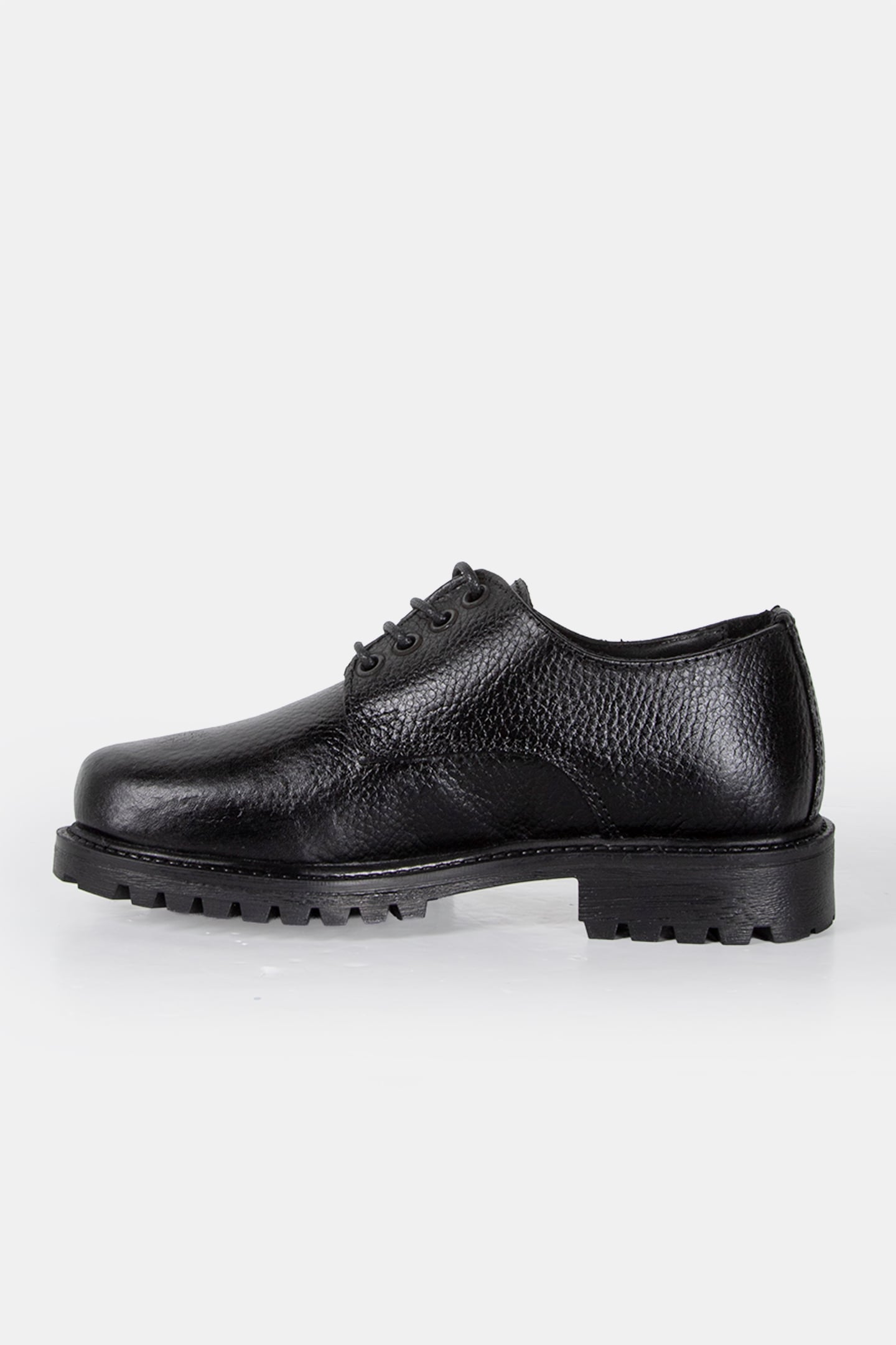 DECHASE – ZENA BLACK EMBOSSED 2