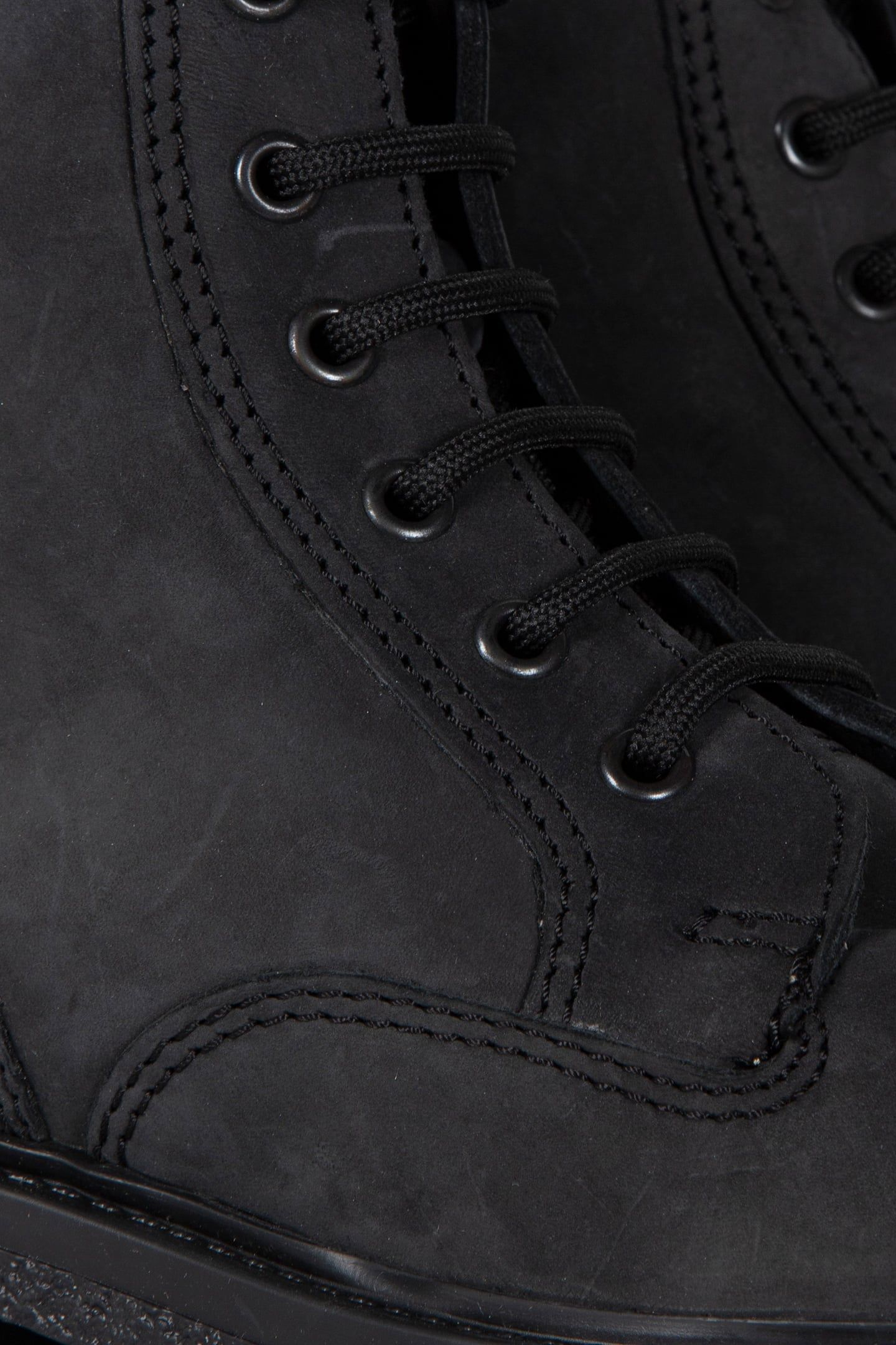 DECHASE – GUZO BLACK NUBUCK 4