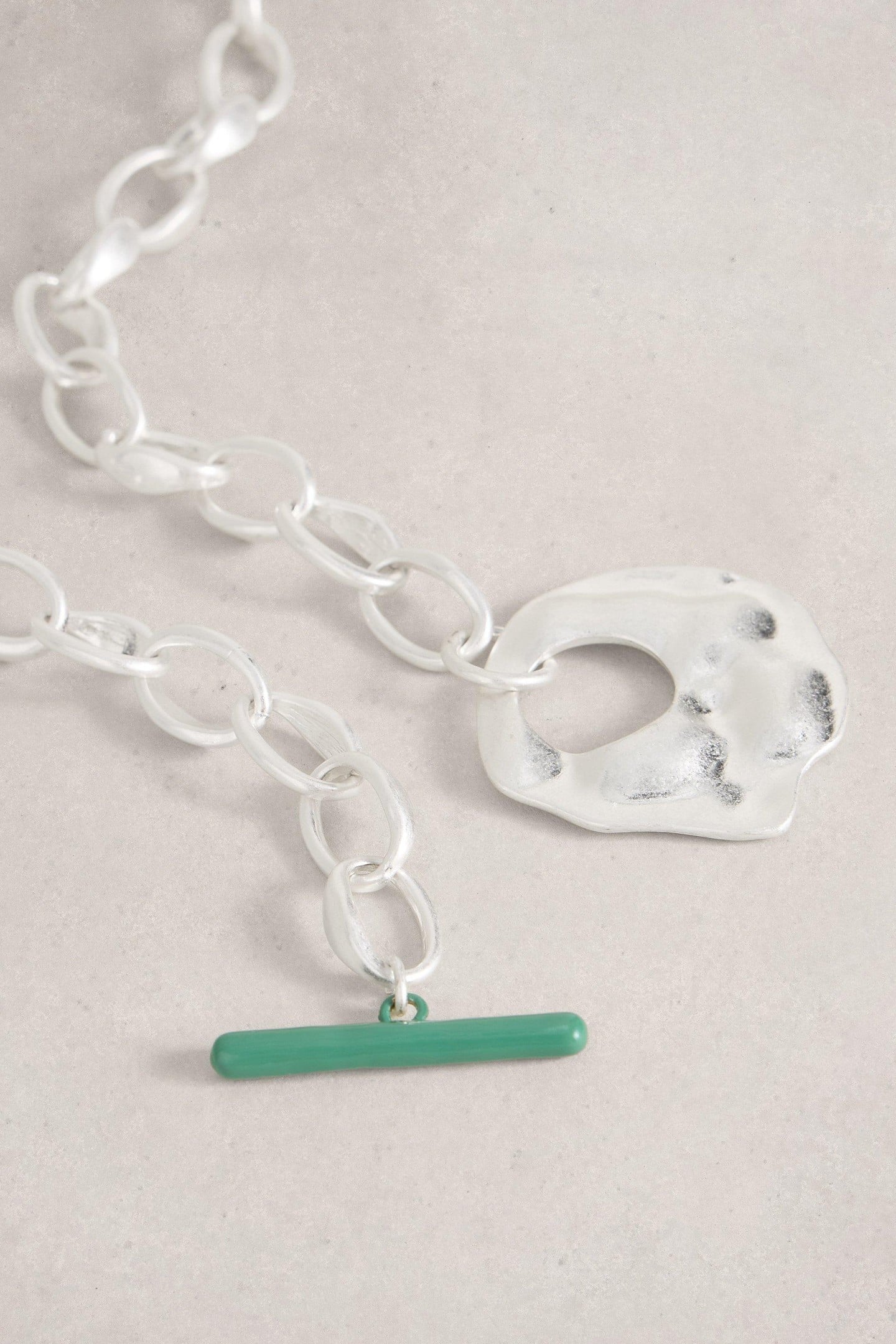 ABSTRACT HAMMERED NECKLACE SILVER TONE METALLIC 2
