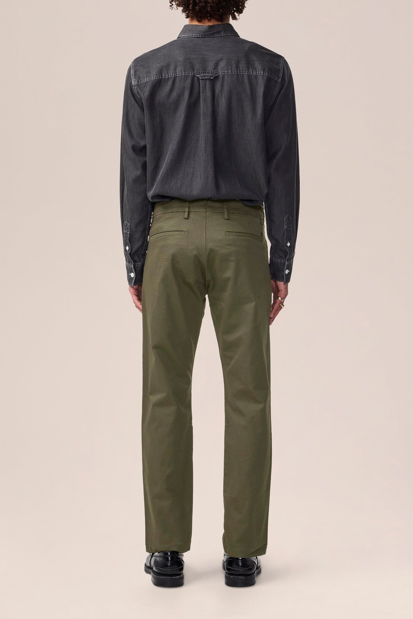 THEO TROUSERS CAPERS 3