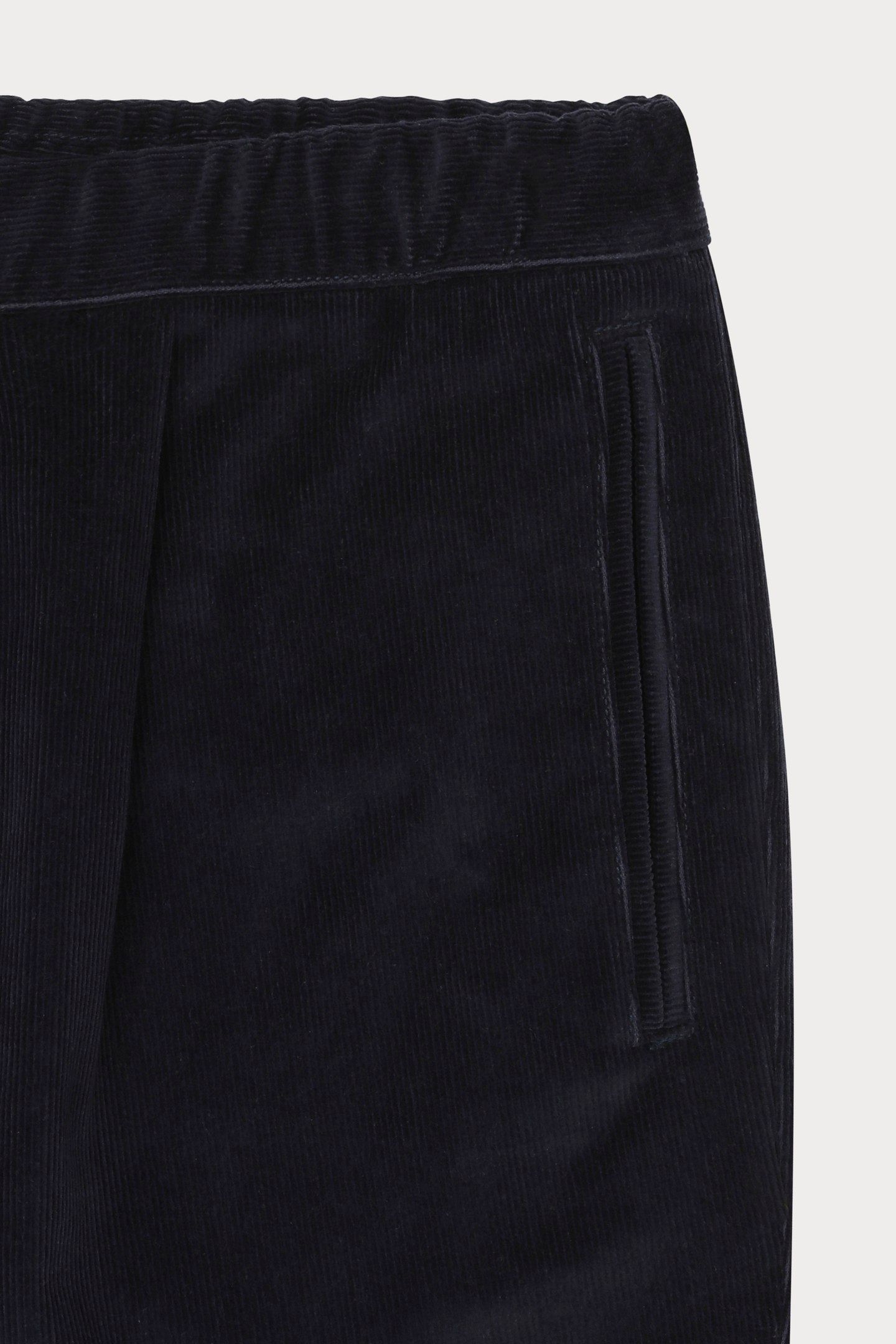 MENS PLEATED TROUSER VERY DARK NAVY 4