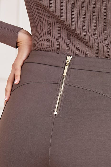 MARCIANO BY GUESS AVA PANT COCOPOP 4