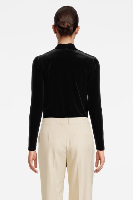 ROSA BLACK 2
