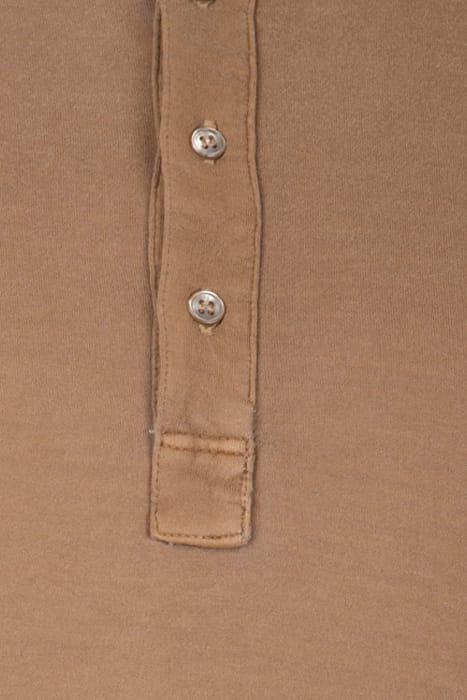 HENLEY PREMIUM SHIRT SAND 3