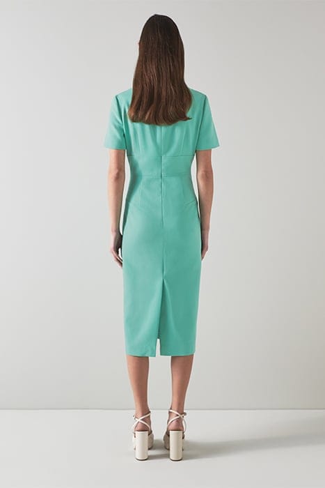 DR CLARA - NOTCH NECK FIT JADE 2