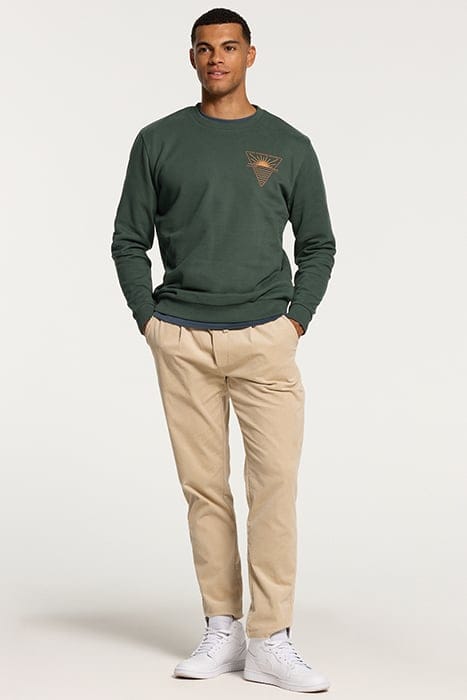 MEN TRIANGLE SWEATER CILANTRO GREEN 3