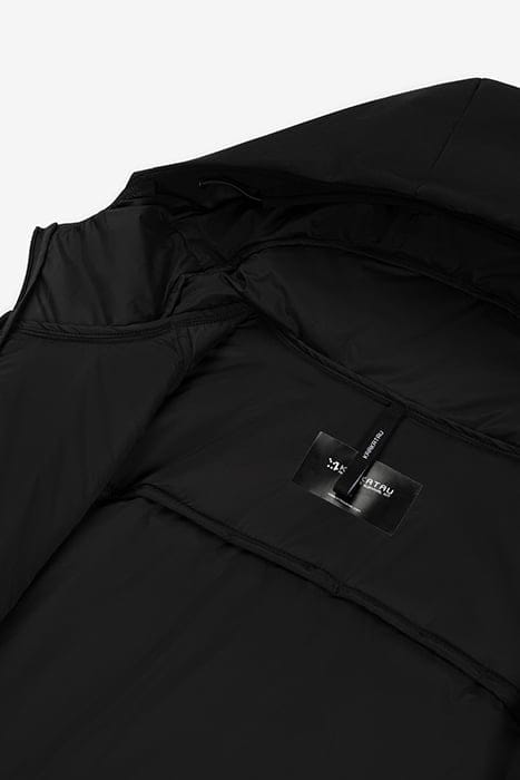 QM402 BLACK 6