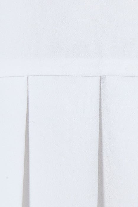 PLEAT BACK BUTTON THRU WINTER WHITE 3