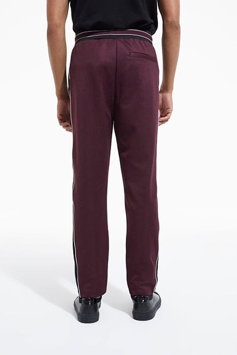 JOGGING AVEC BANDES CONTRASTEES ET PIPING BURGUNDY 2