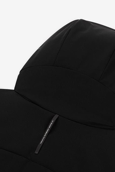 QM402 BLACK 5