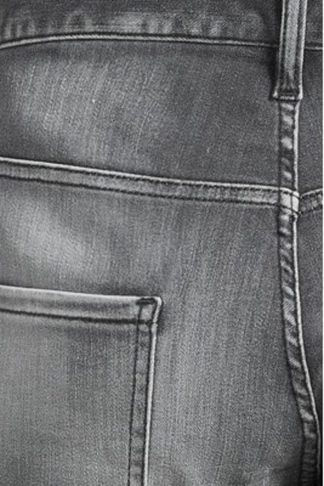 SKATER JEANS BLACK 5