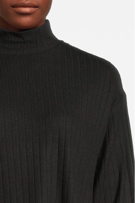 CALLIE HIGH NECK KNITTED SWEATER 4