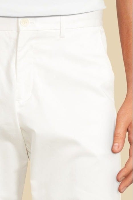 MARCIANO BY GUESS BEN URBAN CHINO SALT WHITE 4