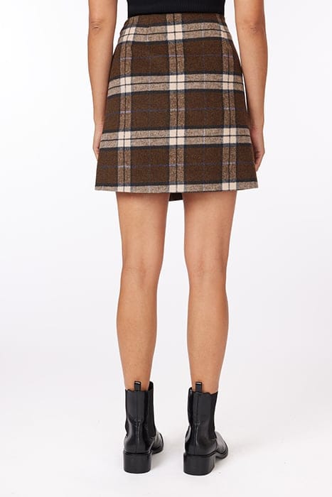 PLAID SKIRT HOT FUDGE 2