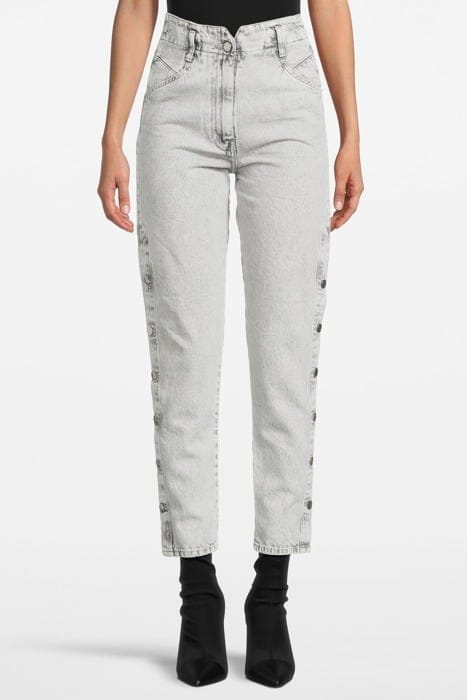 IONA SNOW GREY 1