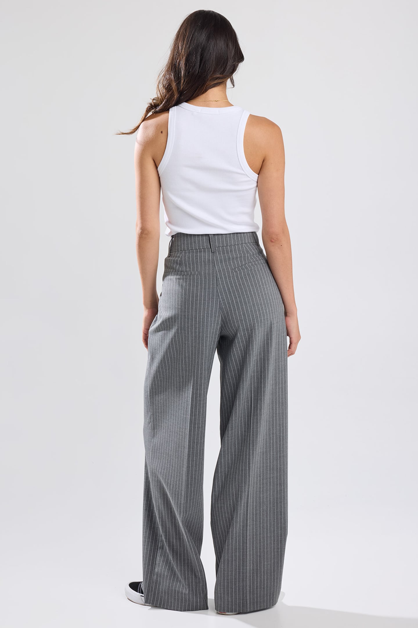 PORSIA GREY/WHITE 2