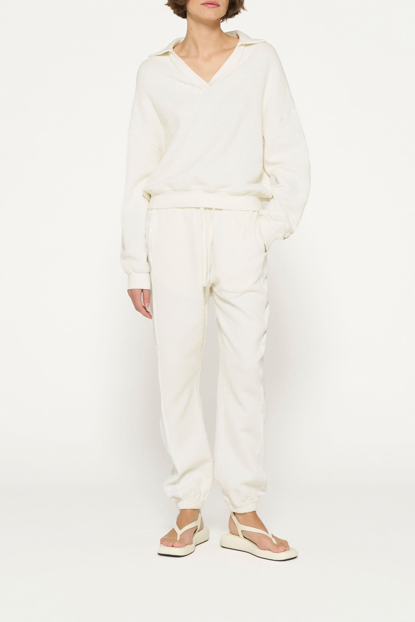 TEXTURE FLEECE JOGGER ECRU 2