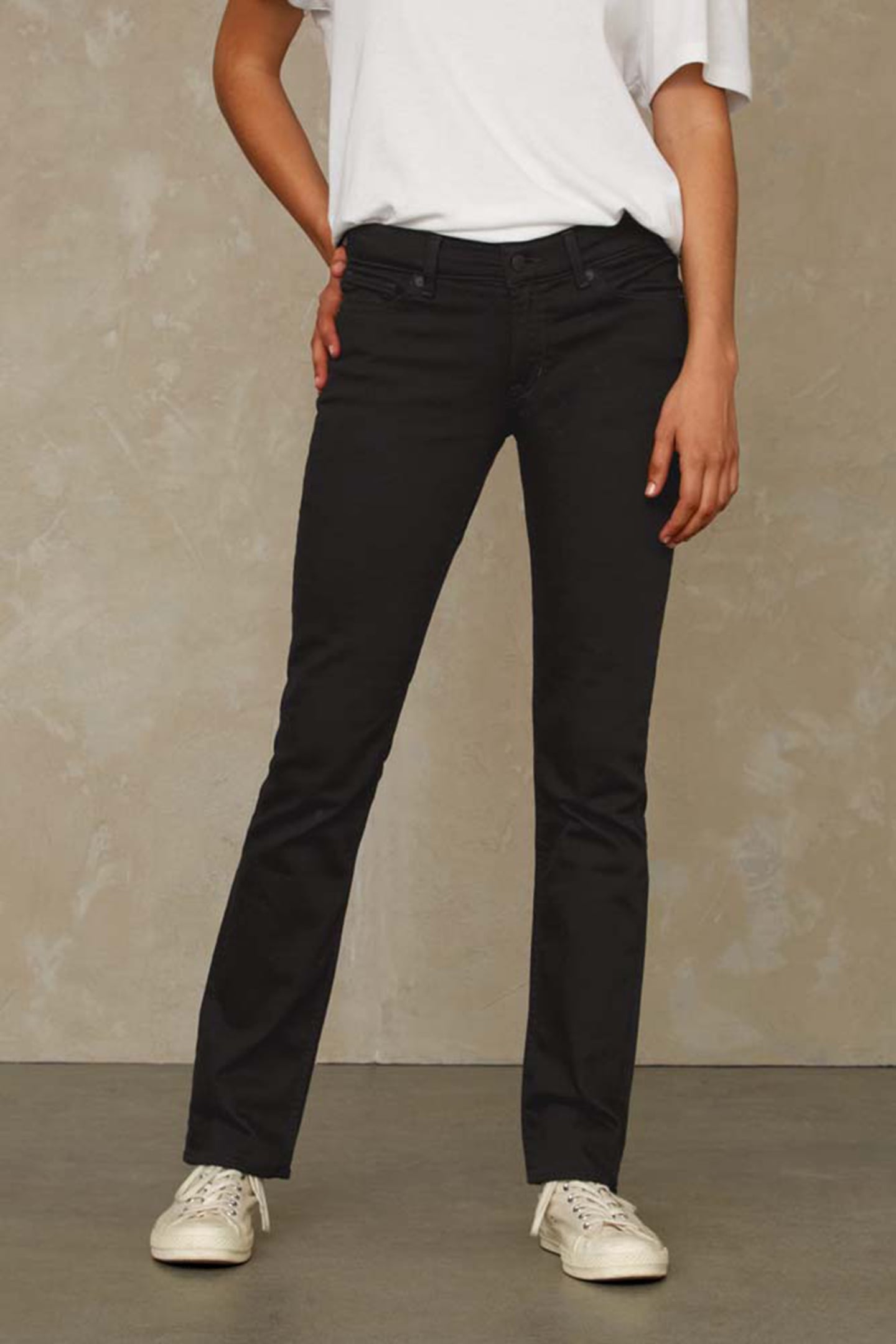 EMI STAY BLACK 1