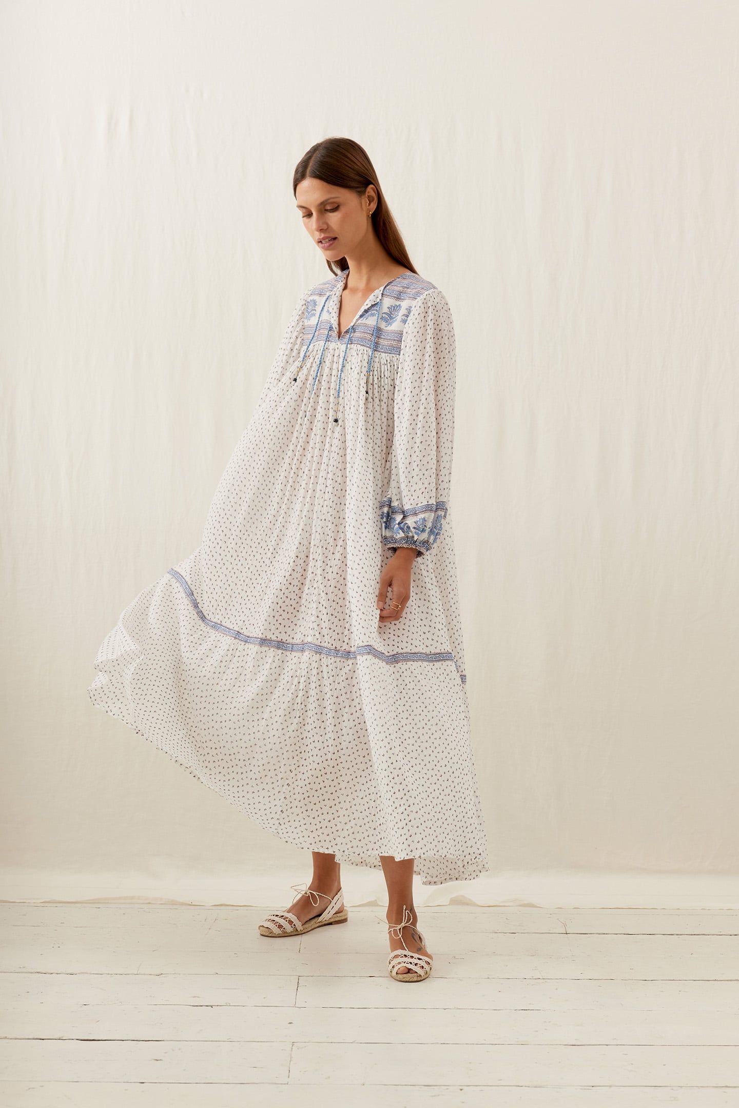 DRESS GYPSE WHITE CORNFLOWER 3