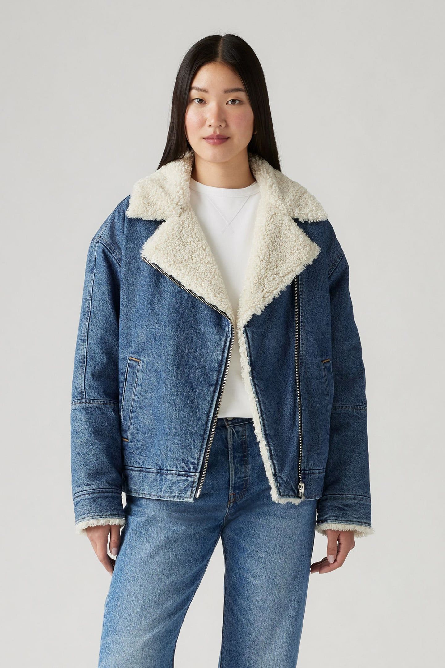 SHERPA FLIGHT JACKET IN THE AIR 1