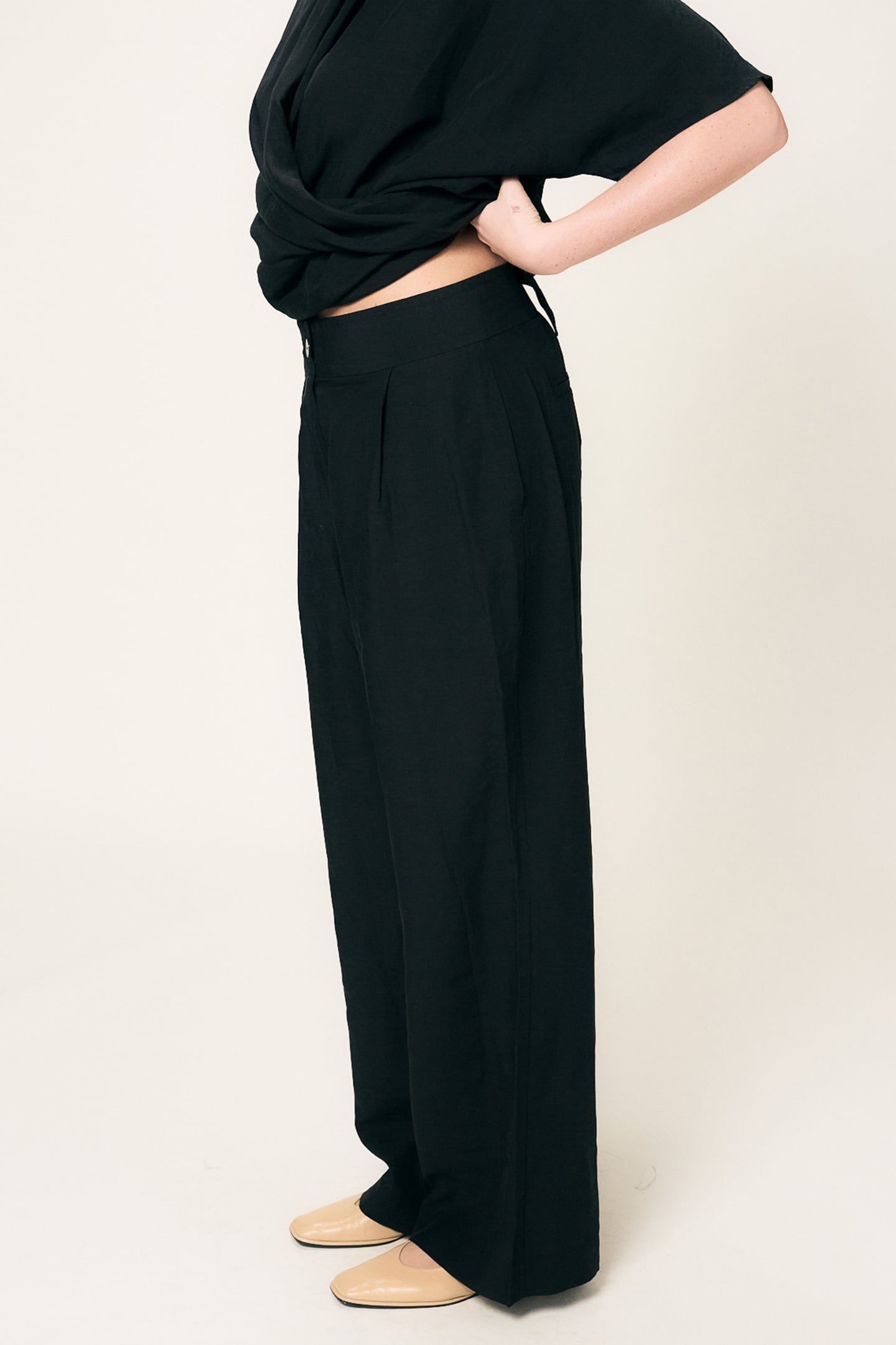 JUNONIA BLACK 3