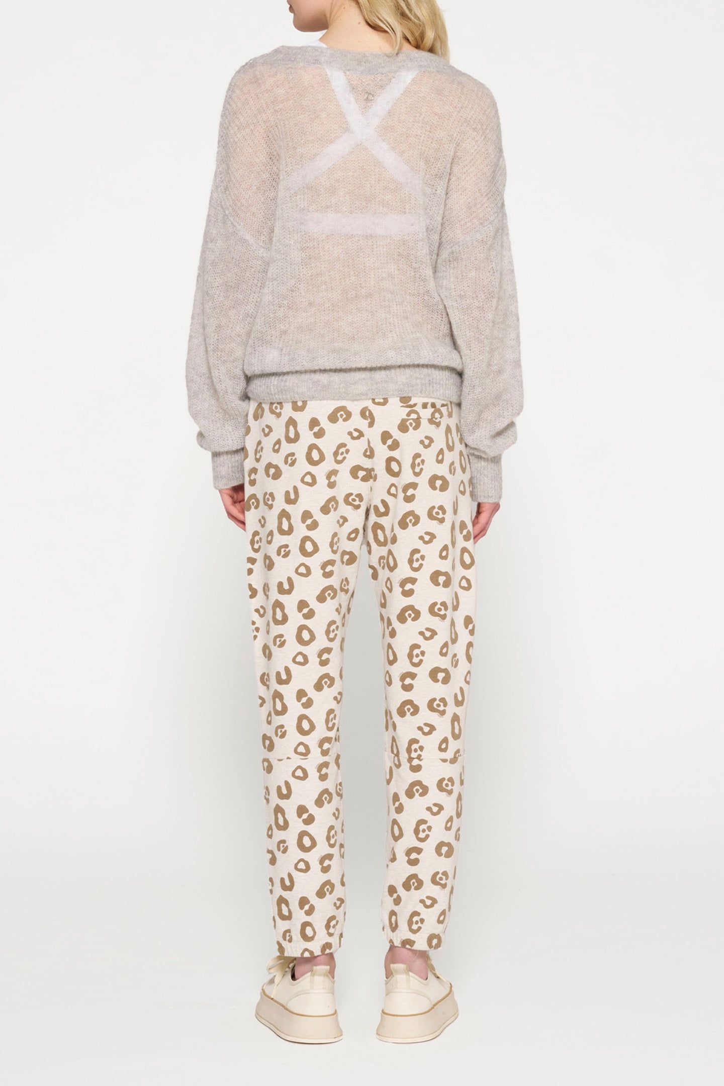 CROPPED JOGGER LEOPARD SOFT WHITE MELEE 3