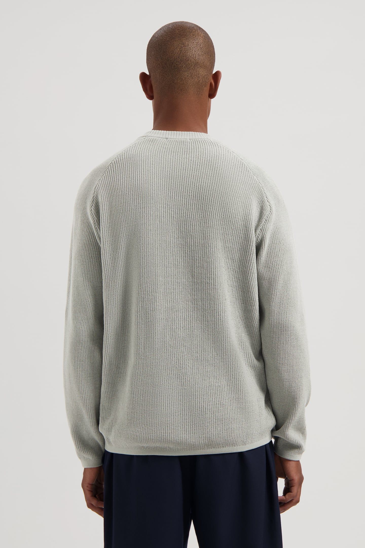 DS-CHENILLE CREWNECK GHOST GREY 2