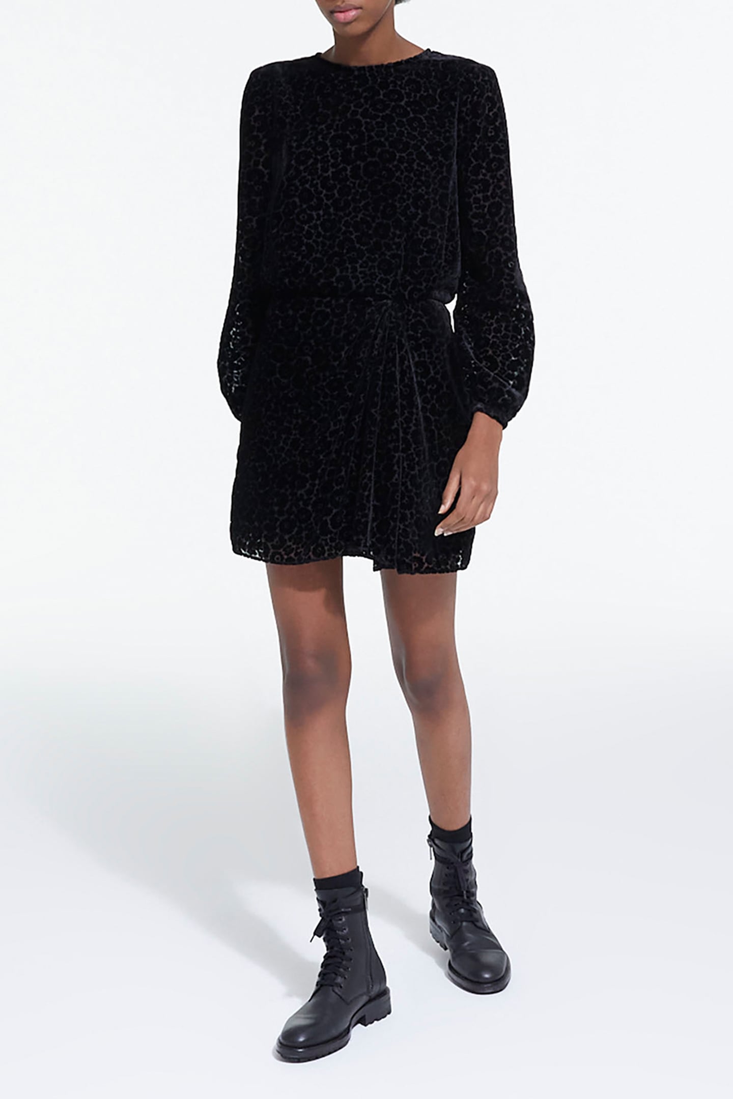 SHORT DRESS WITH PLUNGING NECKLINE BLACK 3