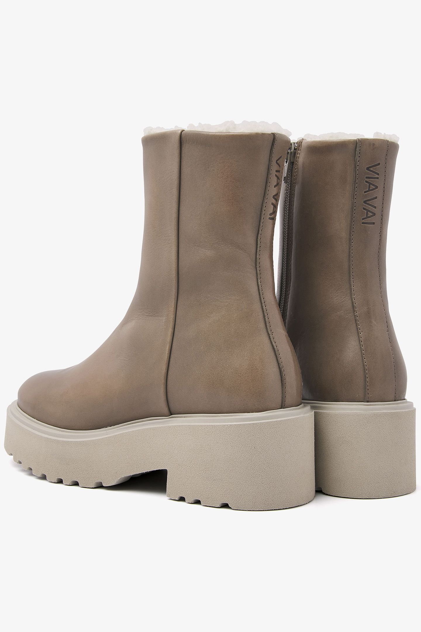 BOBBI MELLOW GRAY 4