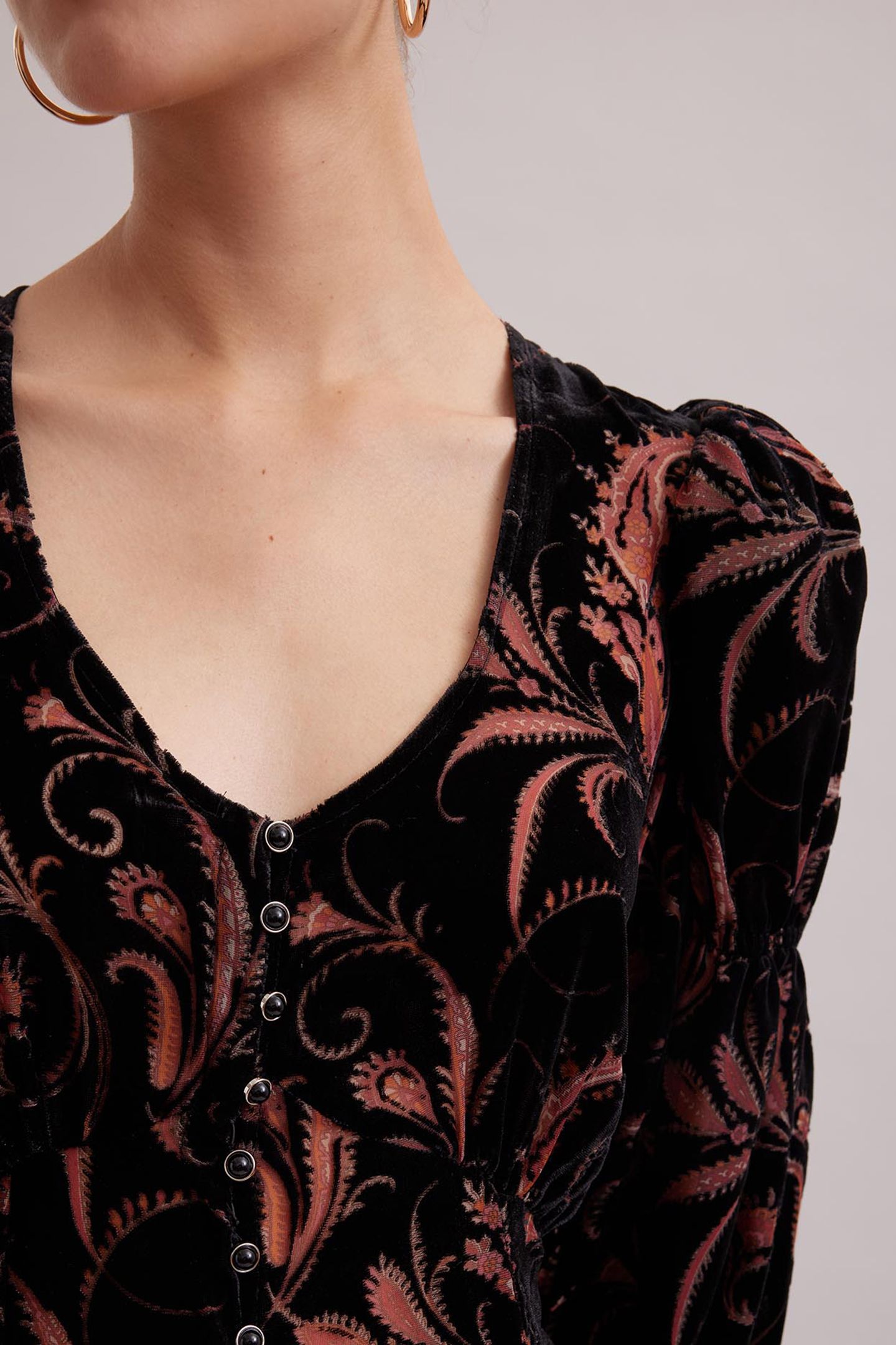 ALBINE ROBE BLACK 8