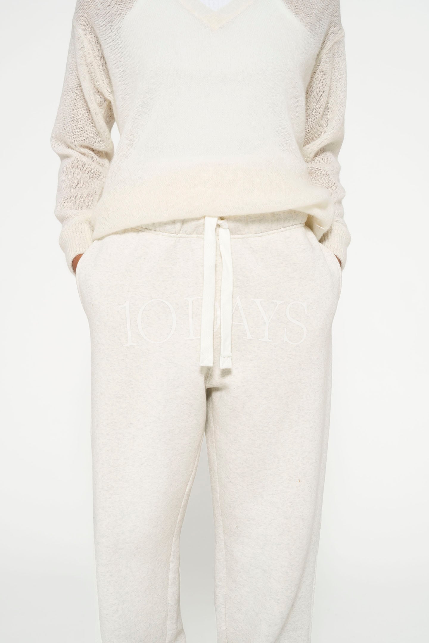 THE BAR JOGGER FOAM SOFT WHITE MELEE 6