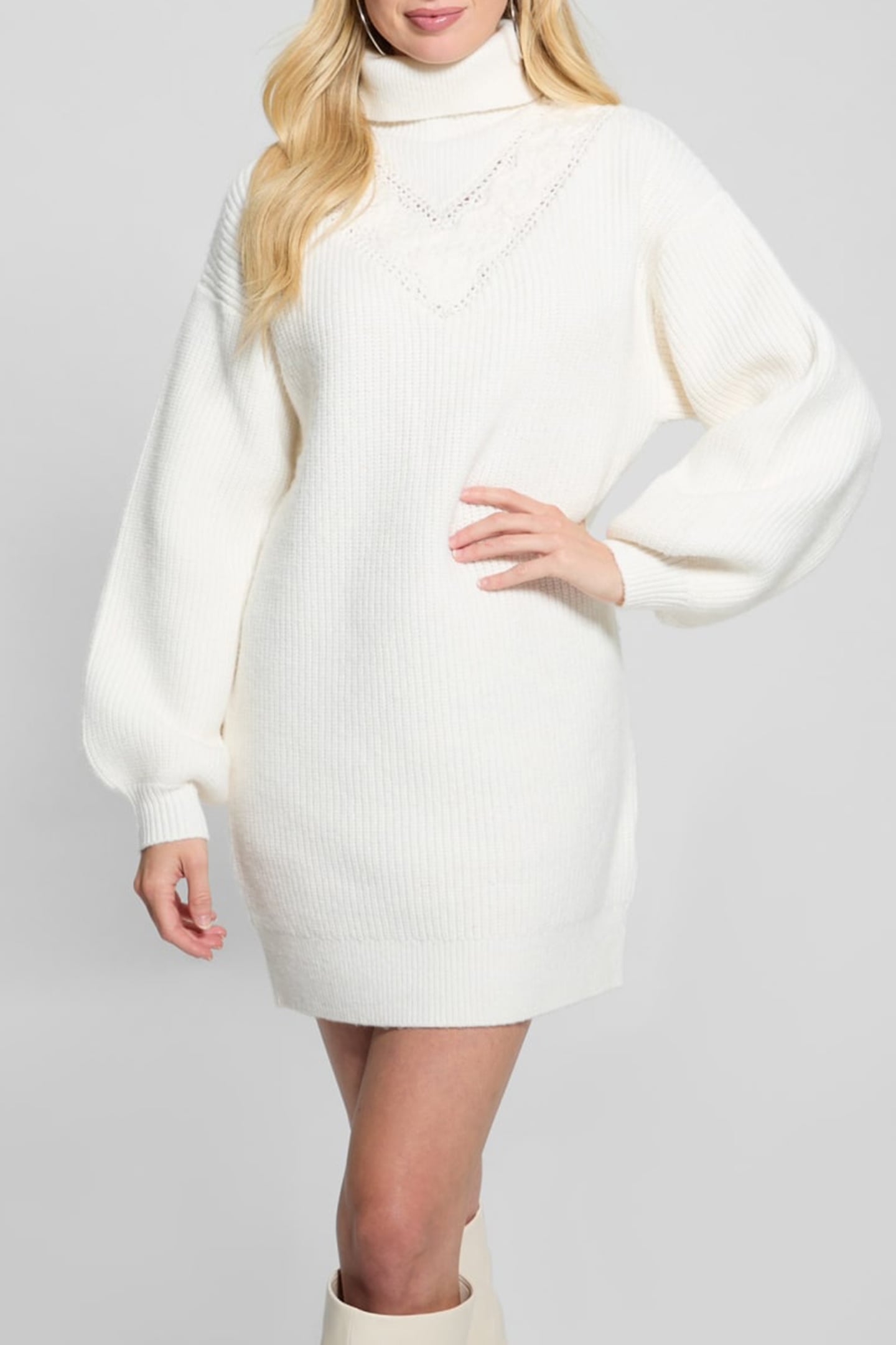 GUESS ECO LS TURTLENECK KATIE DOVE WHITE 1