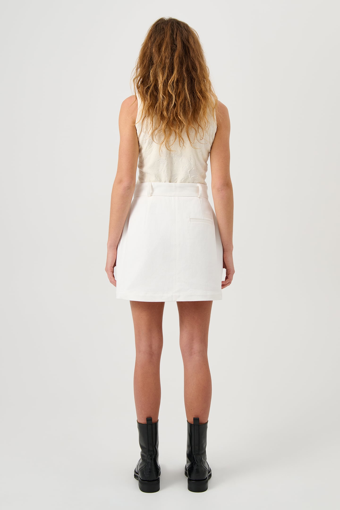 SKIRT WHITE 2