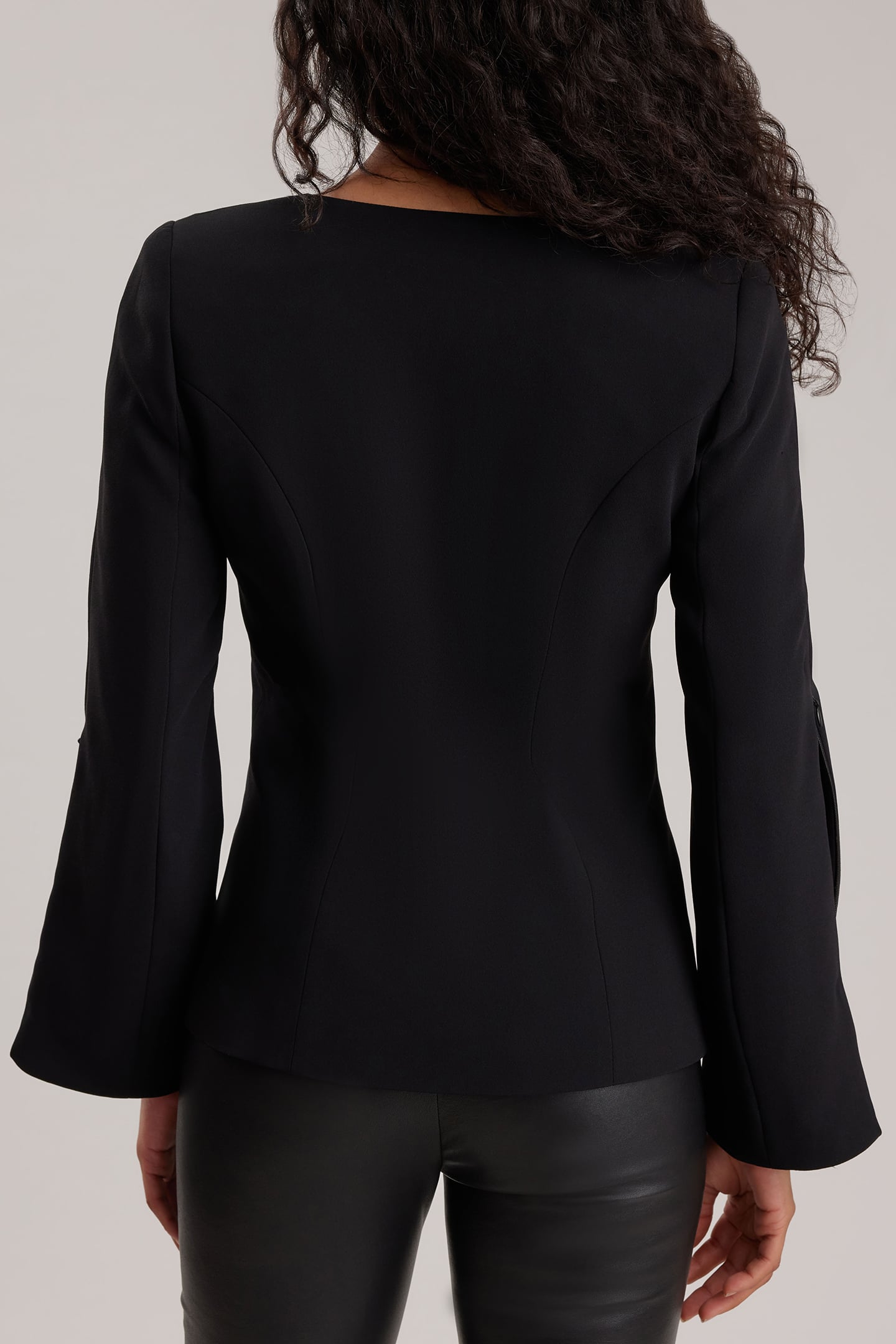 LISA VESTE BLACK 2