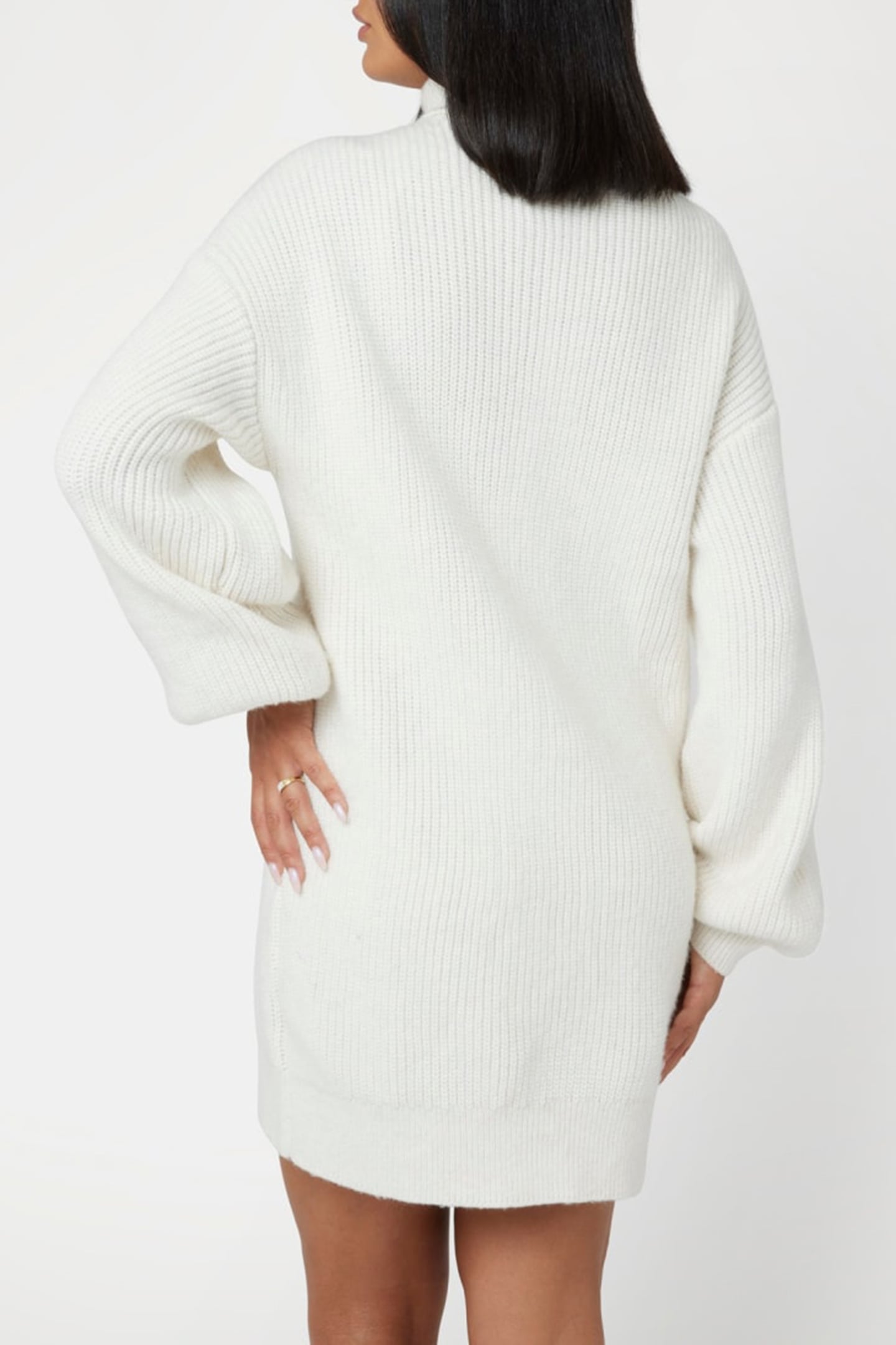 GUESS ECO LS TURTLENECK KATIE DOVE WHITE 8