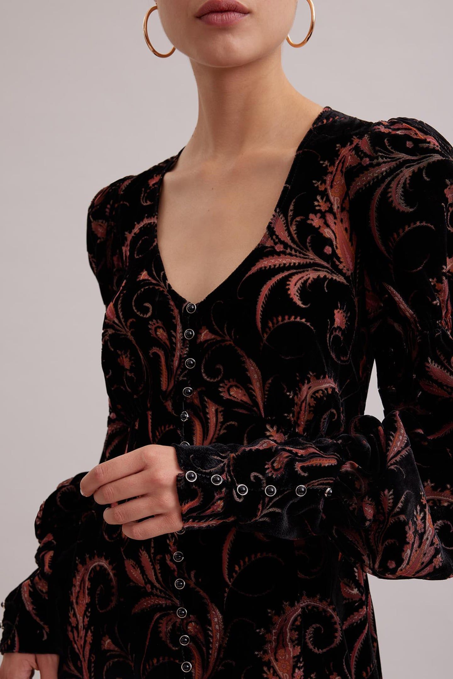 ALBINE ROBE BLACK 7