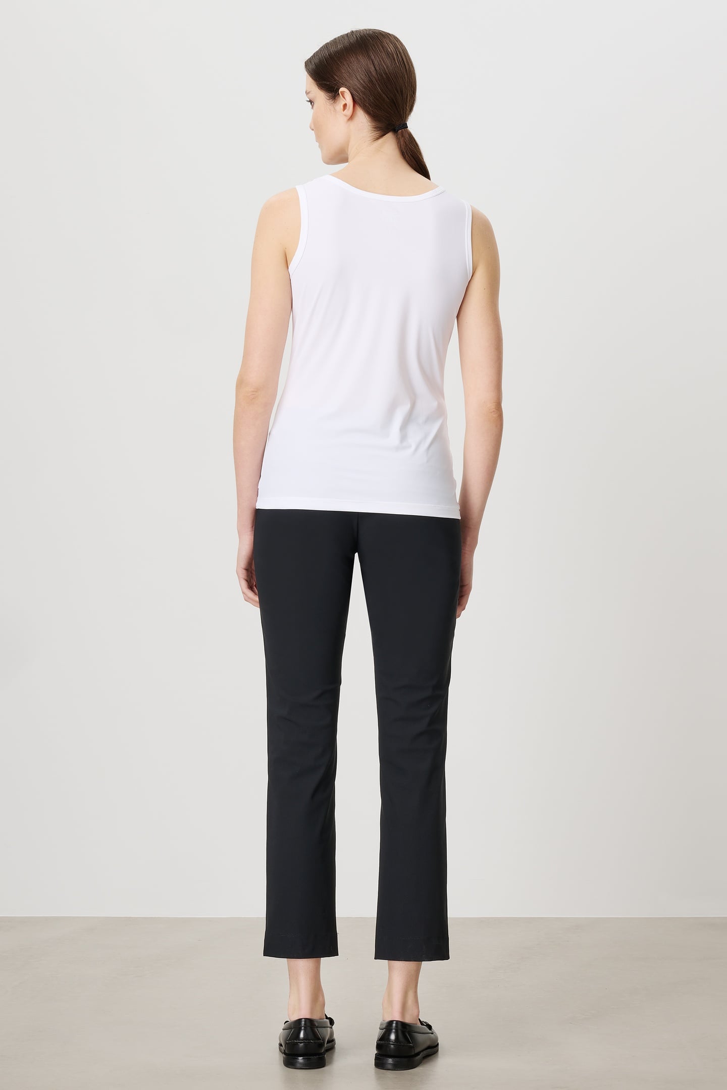 NEW TANK TOP WHITE 4