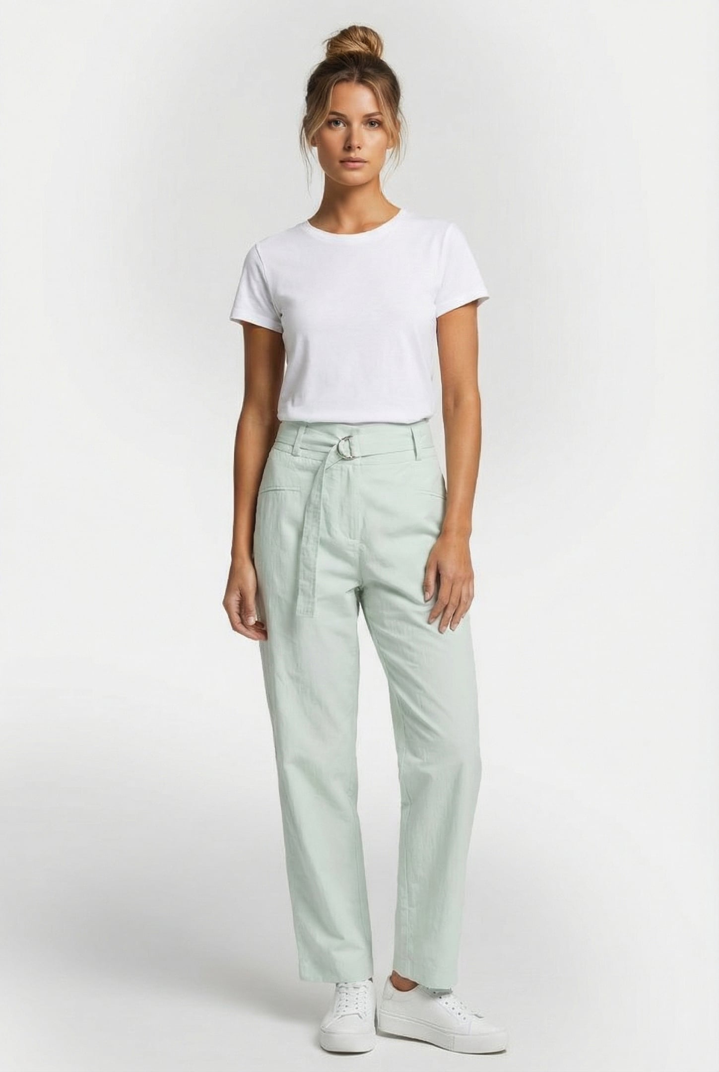 LAARS LIGHT GREEN 1