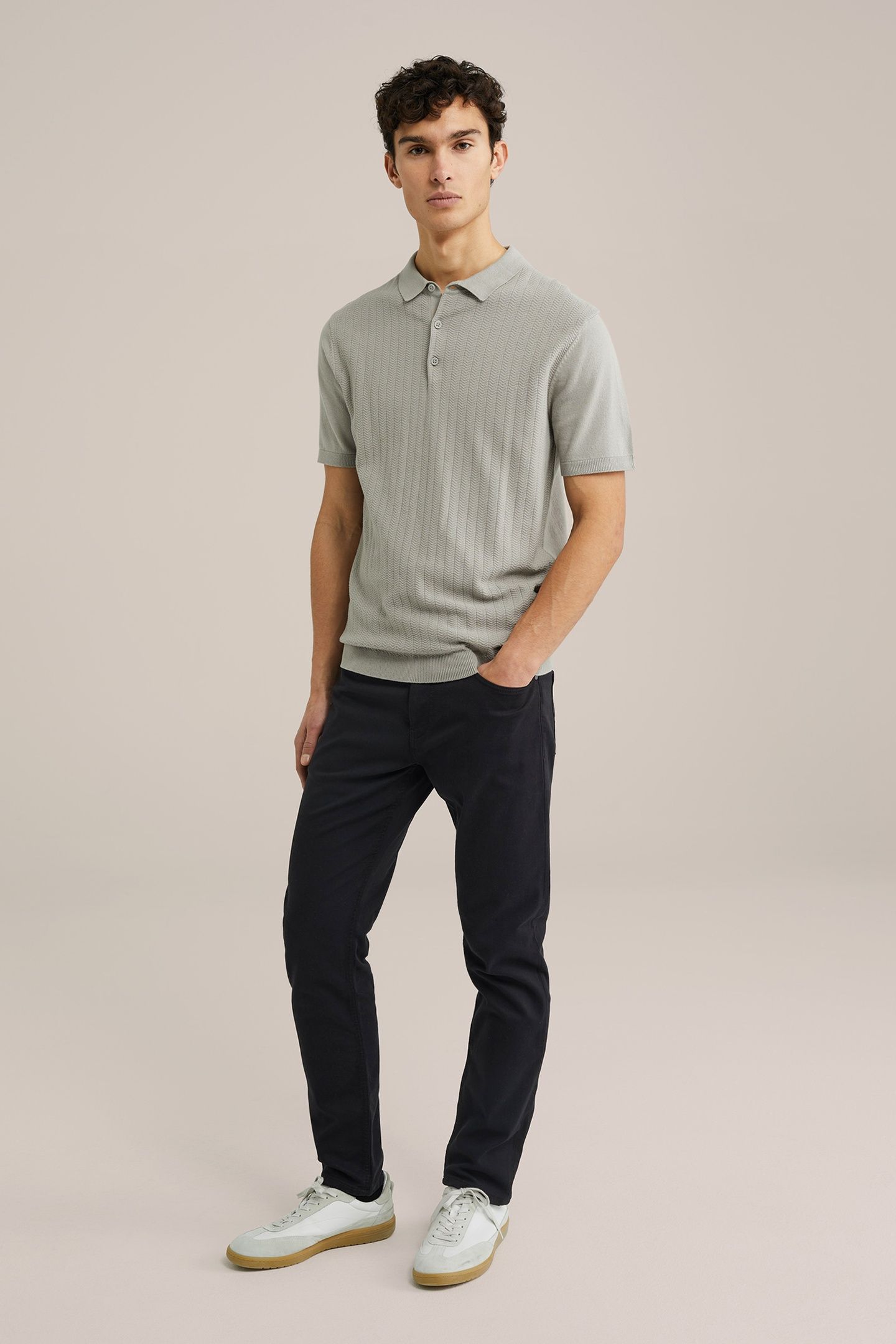 5-POCKET MID WAIST BLACK 2