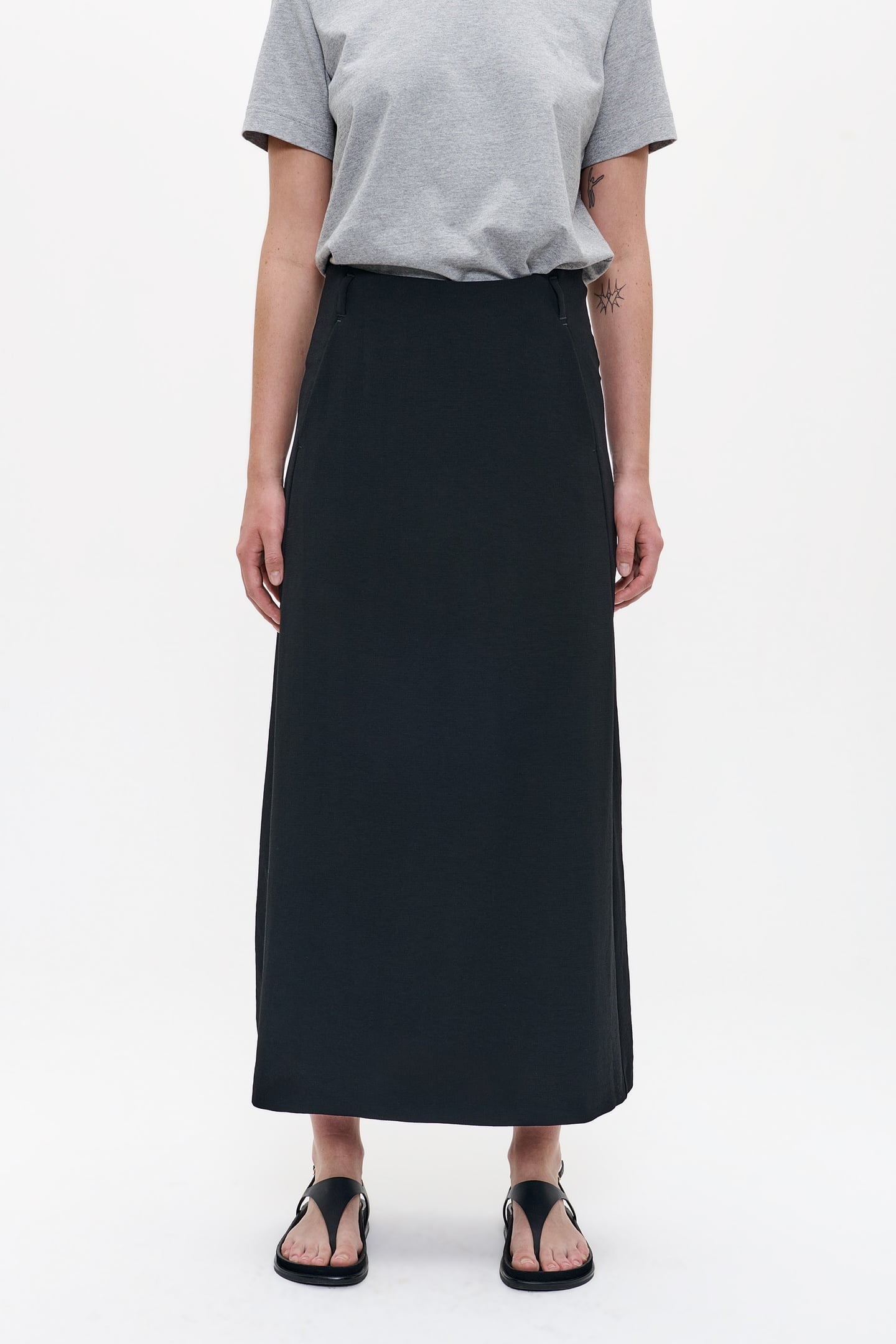FLOWY LONG SKIRT BLACK 2