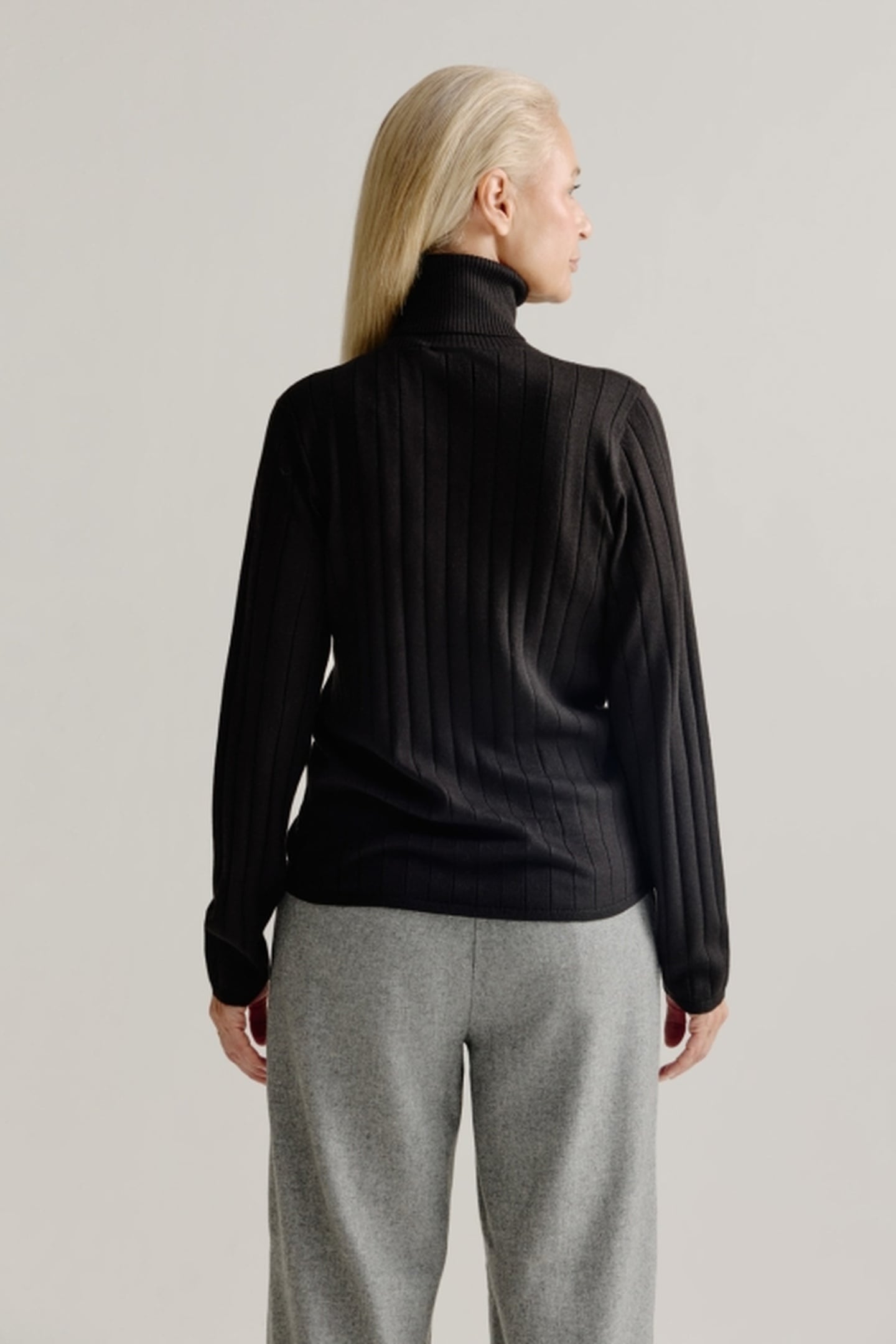LISELOTTE TURTLE BLACK 3