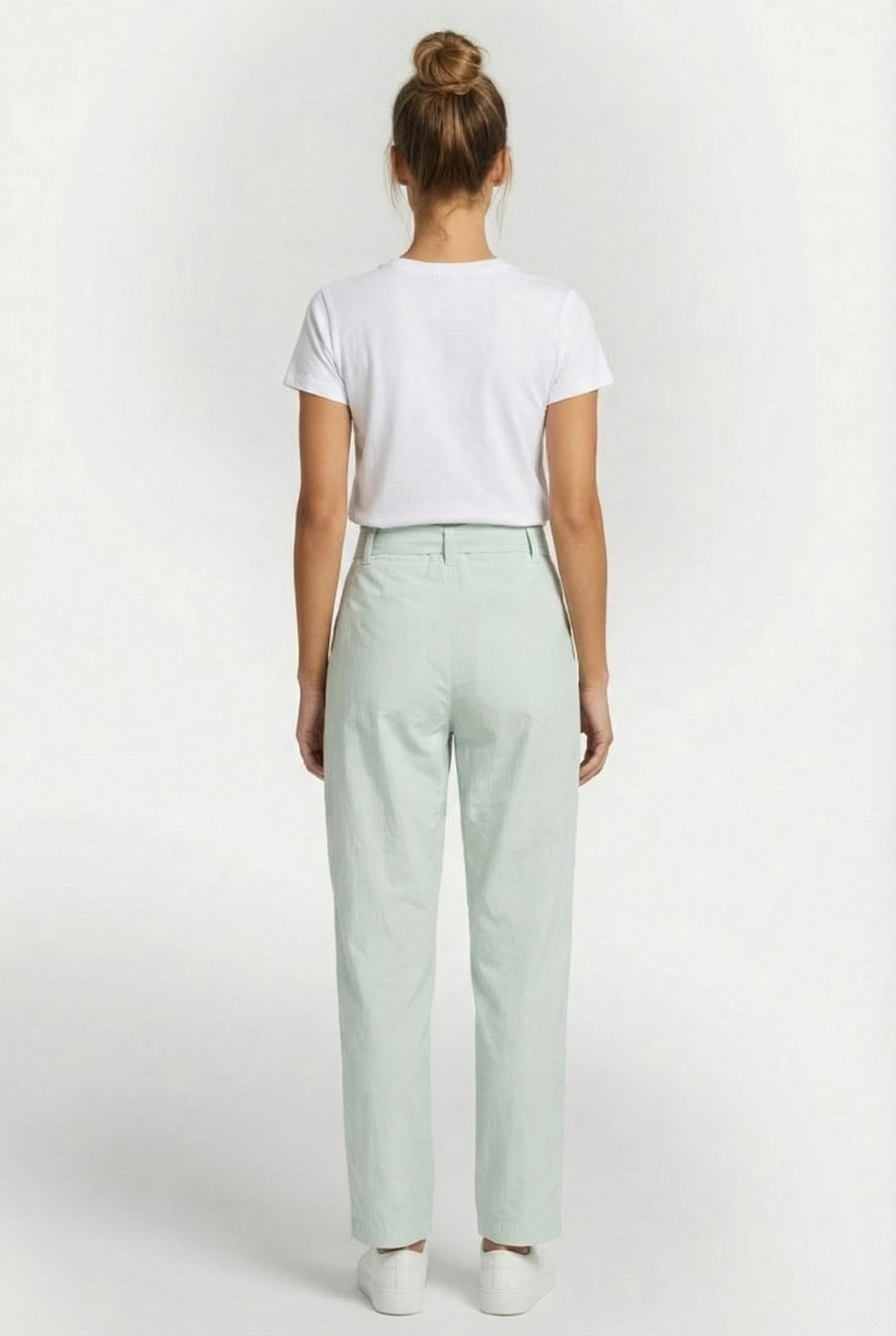 LAARS LIGHT GREEN 2