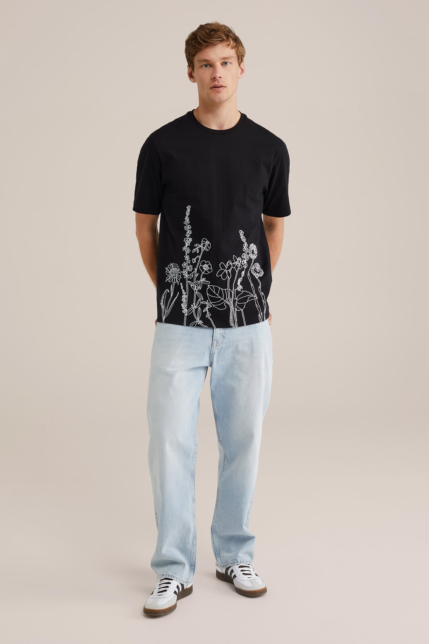 T-SHIRT BLACK 8
