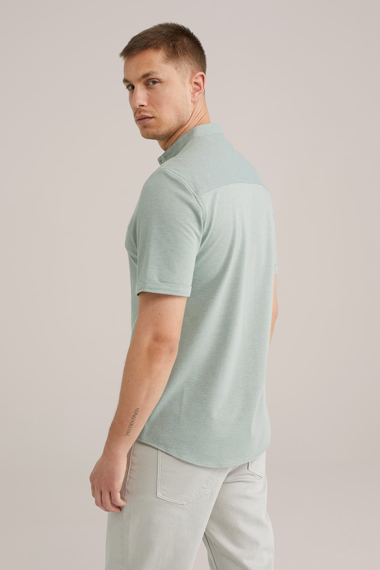SHIRT LIGHT GREEN 8