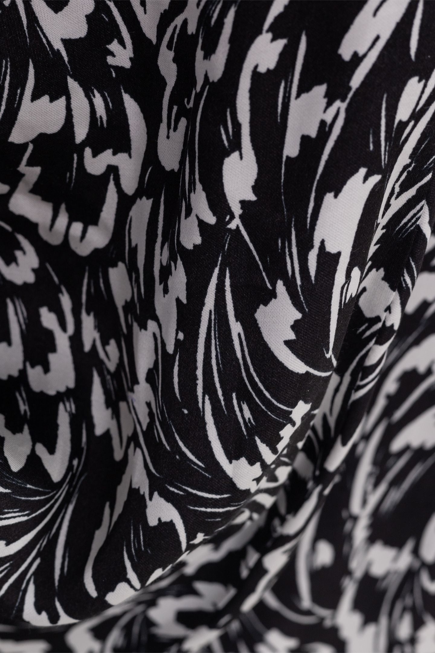 LENZING™ ECOVERO™ MINIMAL FLOWER BOW DRESS 7